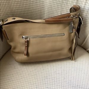 Coach Purse medium authentic in tan